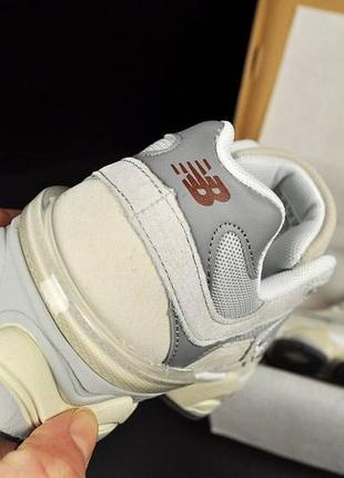 Кроссовки женские Damskie New Balance Fresh Foam More V4 beige & gray8 фото