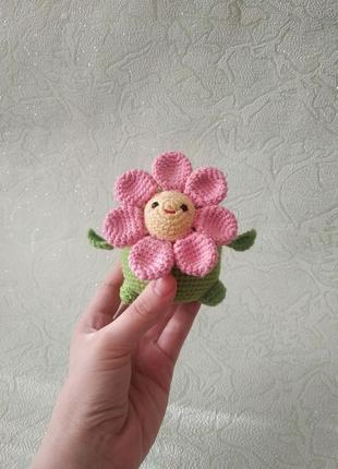 Квіточка мила іграшка амігурумі хендмейд ручна робота квітка handmade flower3 фото