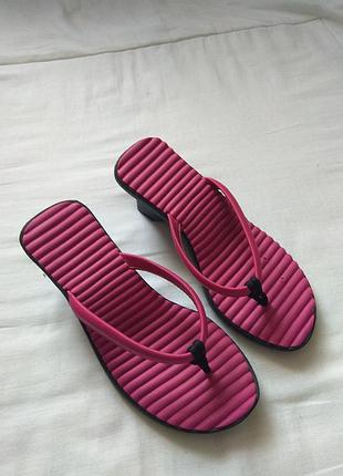 Шлепанцы вьетнамки женские на лето crocs w7