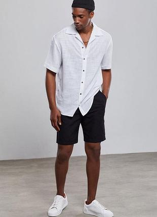 Чорні лляні шорти чінос peacocks