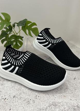 Кросівки р. 26,27,