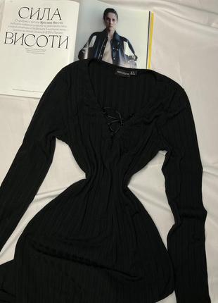 Чорна базова сукня міді2 фото