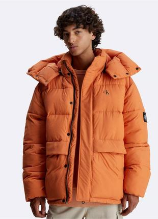 Новая куртка- пуховик Medium klein (ck relaxed puffer jacket) c америки m