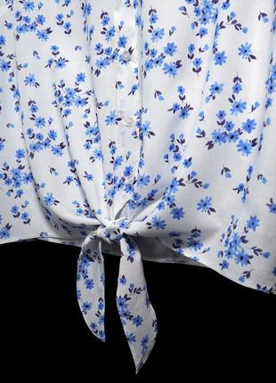 Ніжна квіткова блузка з акцентним коміром р.184 фото