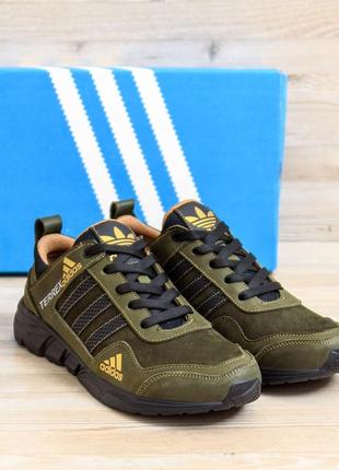Чоловічі шкіряні кросівки adidas terrex  green хакі9 фото