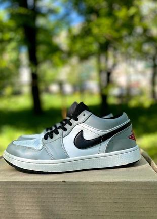 Кроссовки nike air jordan 1 retro low