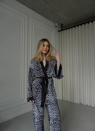 Жіночий якісний брючний леопардовий костюм в піжамному стилі кімоно і штани1 фото