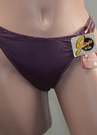 Фирменные трусики c&a со стразами (m) с бирками