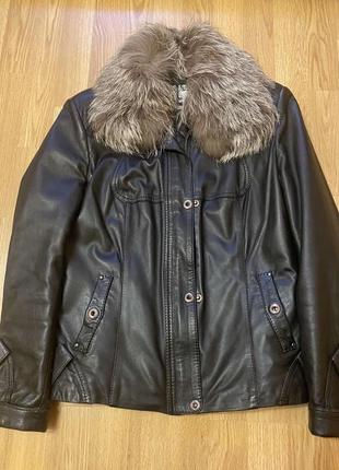 Шкіряна куртка