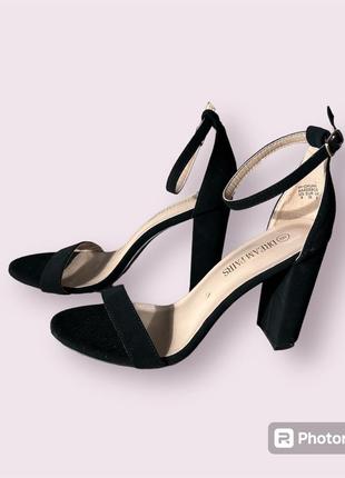 Босоніжки dream pairs замша стійкий каблук розмір 39