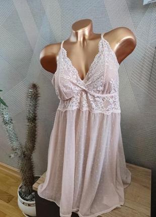 Красивая ночная рубашка, пеньюар