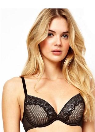 Роскошный бюстгалтер wonderbra