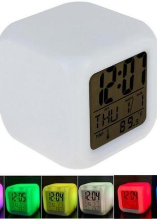 Настольные часы хамелеон куб color change весенняя распродажа!