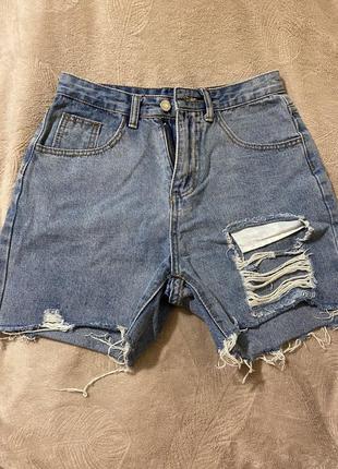 Шорти