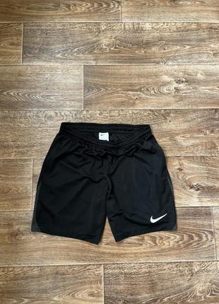 Чоловічі шорти nike dri-fit academy pro