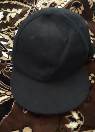 Кепка чорна