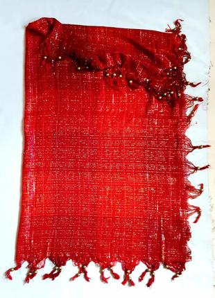 Платок красный в клетку с люрексом бахромой и бусинами
