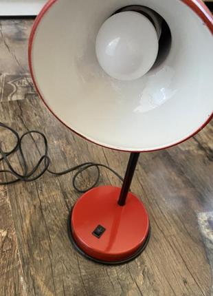 Лампа настольная