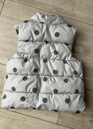 Безрукавка, жилет