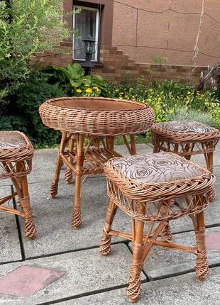 Набор с табуретами №3
