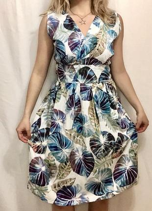 Літня сукня-міді з листям