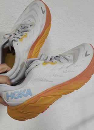 Hoka arahi6 41⅓(26)