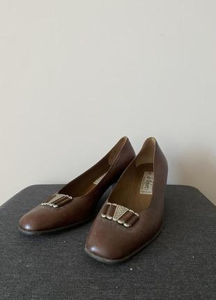 Туфлі жіночі