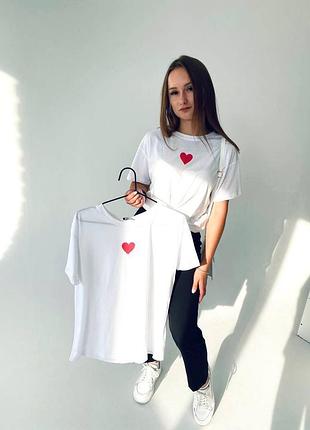 Футболка в стилі амі