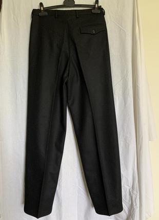 Фирменные итальянские  шерстяные черные классические брюки2 фото