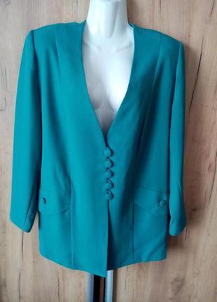 Шикарний костюм