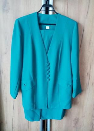 Шикарний костюм