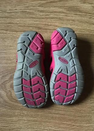 Босоніжки keen 29р.ст.18см.7 фото