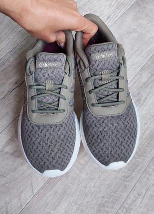 Кросівки adidas, 36.5 р,індонезія5 фото