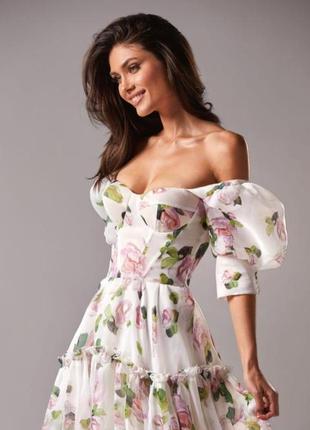 Вечірня квіткова сукня