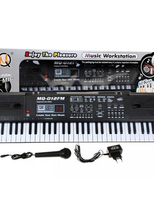 Дитячий синтезатор-піаніно 61 клавіша з мікрофоном, fm радіо (mq-012fm)