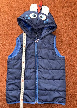 Жилетка, безрукавка