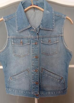 Джинсова жилетка