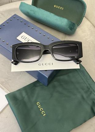 Черные солнцезащитные очки gucci полный комплект3 фото