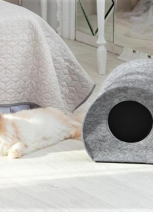 Теплый дом для кота из войлока "цилиндр"
