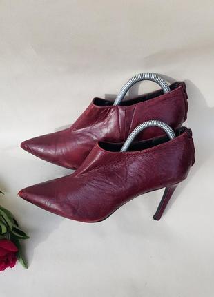 Элегантные стильные кожаные вишневые бордовые туфли ботильоны mng mango 403 фото