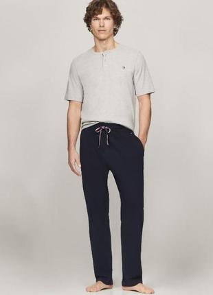 Штаныtommy hilfiger xl (54 размер) original