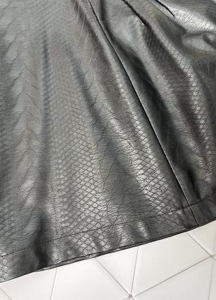 Міні- спідниця з еко шкіри пітон 🐍1 фото