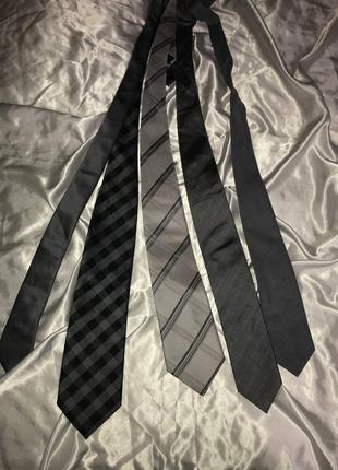 Краватки галстуки всі за 40 грн