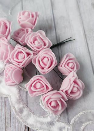 Декоративные розы из фоамирана розовые. 12 шт
