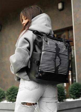 Женский рюкзак hacking  черный принт "girl"5 фото