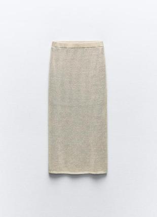 Однотонная трикотажная юбка-карандаш средней длины6 фото