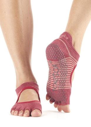 Шкарпетки для пілатесу toesox5 фото