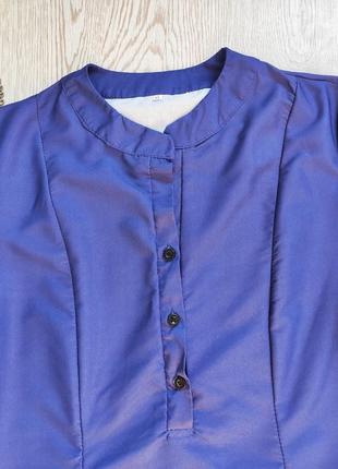 Синяя длинная рубашка блуза туника с белым цветочным принтом рисунком нарядная стойка8 фото