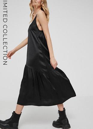 Стильная базовое платье сарафан