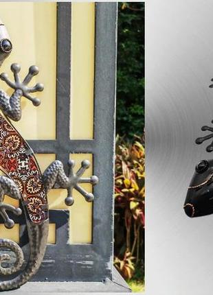 Очень стильная металлическая ящерица геккона настенный декор2 фото